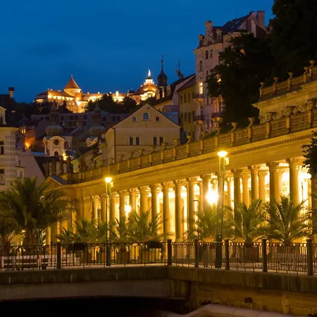 Boutique Owned By Emperor Peter The Great With 2 Balconies & Jacuzzi Karlovy Vary