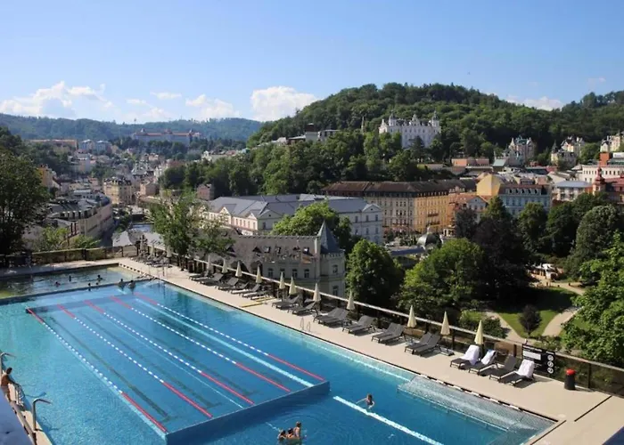 Boutique Owned By Emperor Peter The Great With 2 Balconies & Jacuzzi Karlovy Vary