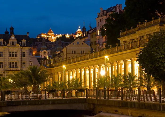 Boutique Owned By Emperor Peter The Great With 2 Balconies & Jacuzzi Karlovy Vary