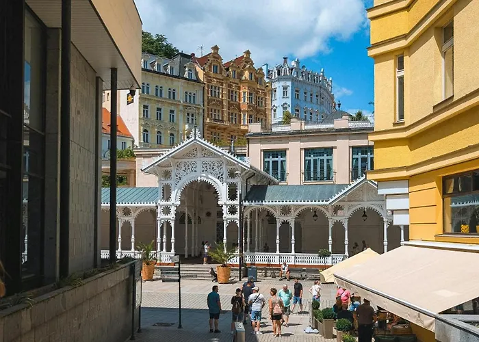 Lägenhet Boutique Owned By Emperor Peter The Great With 2 Balconies & Jacuzzi *